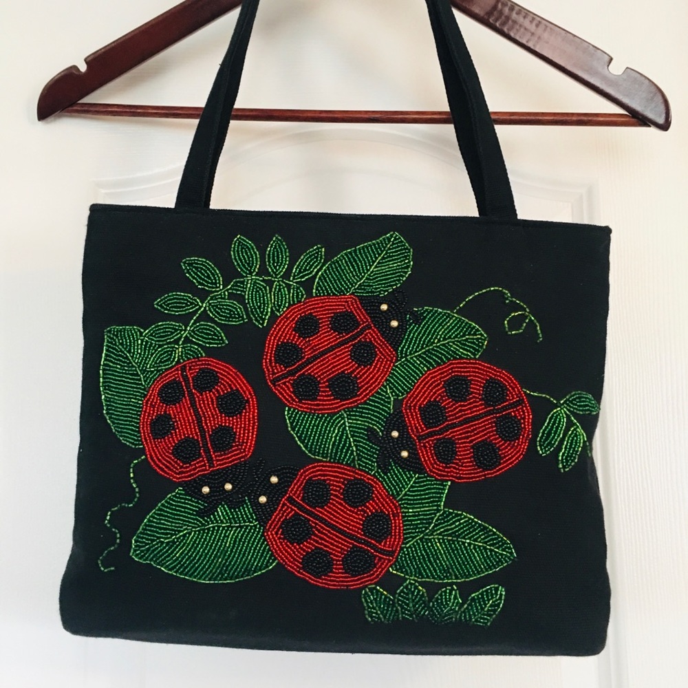 Lady bug beaded shoulder handbag